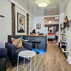  Appartement Place Des Arts By Hébergements Dcl Canada