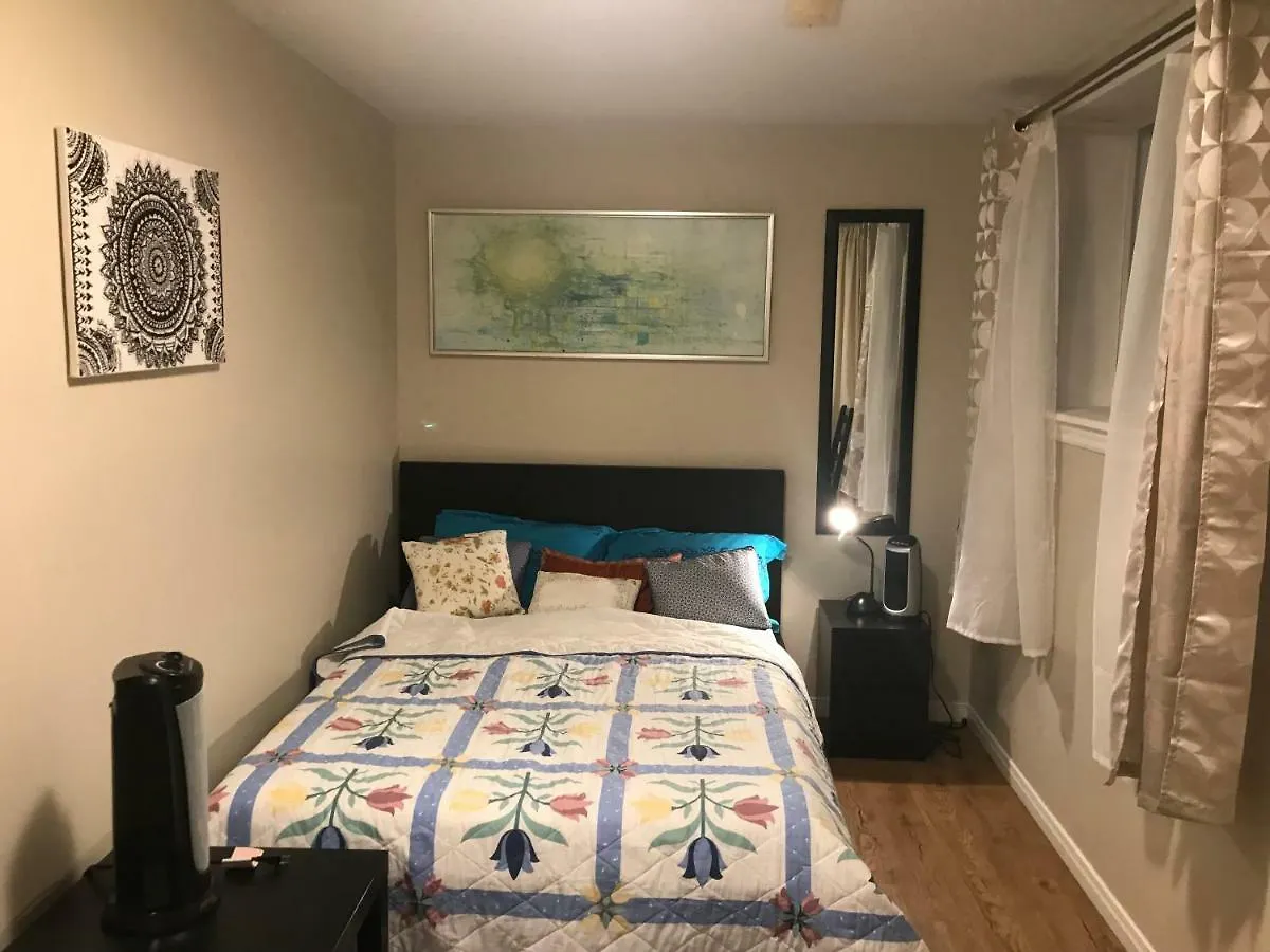 Self Check-In Spacious Apartment With Full Kitchen Ottawa