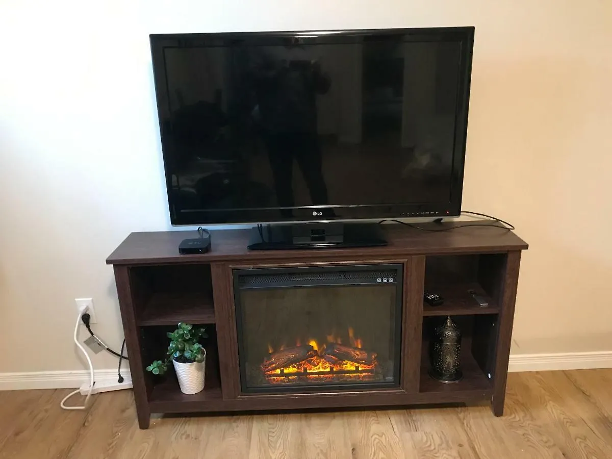 Self Check-In Spacious Apartment With Full Kitchen Ottawa
