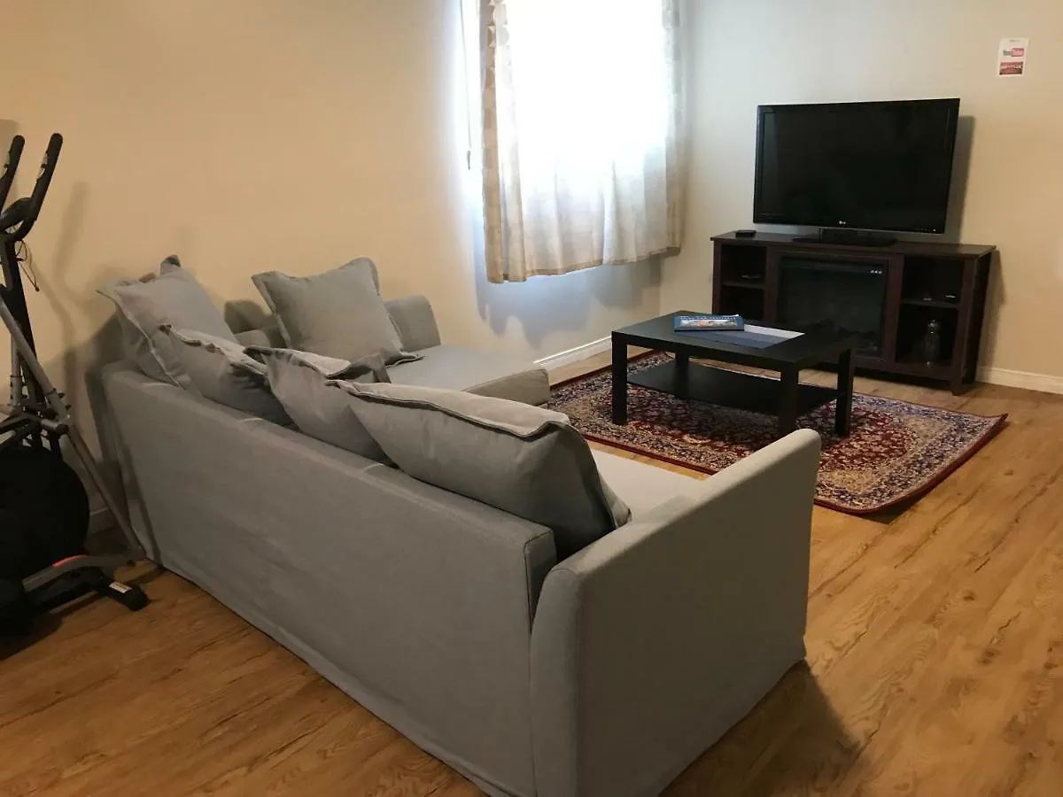 Self Check-In Spacious Apartment With Full Kitchen Ottawa