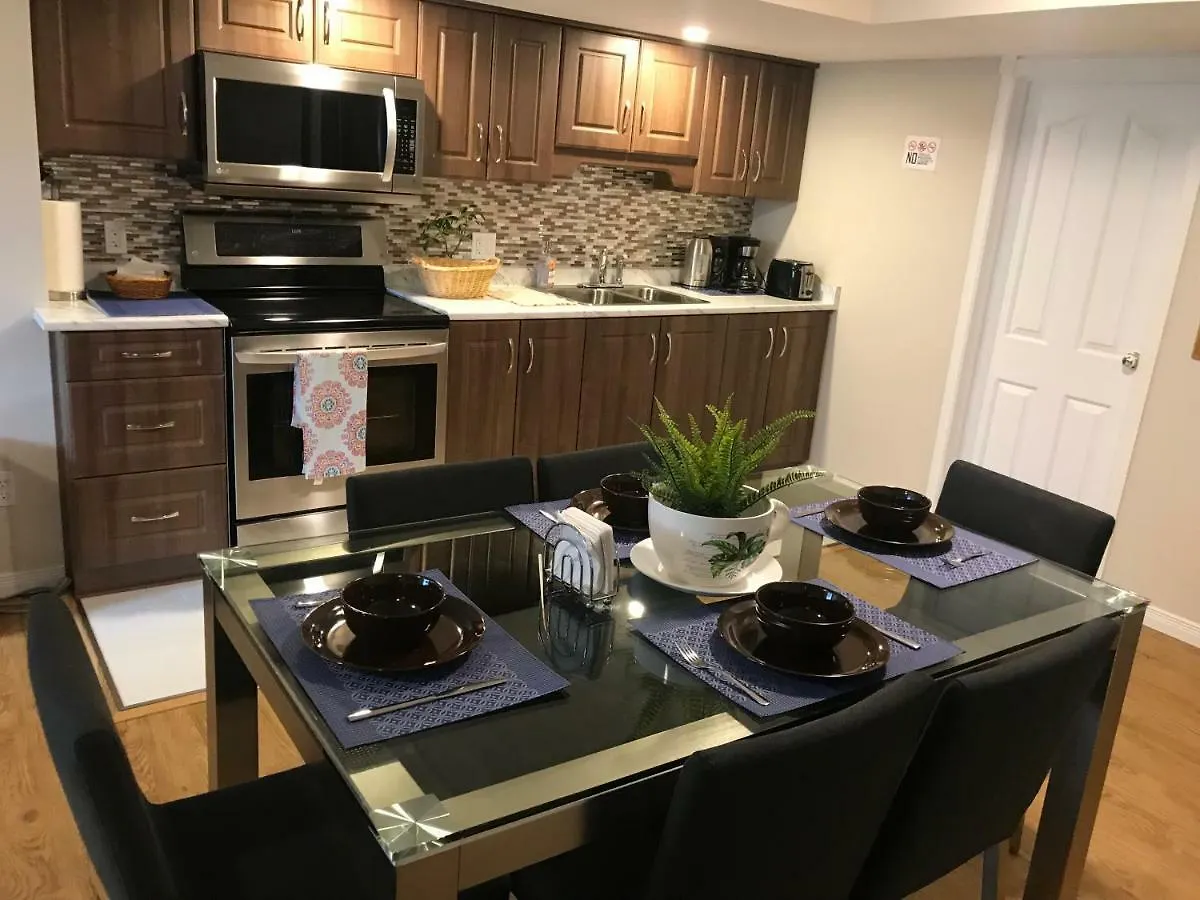 Self Check-In Spacious Apartment With Full Kitchen Ottawa