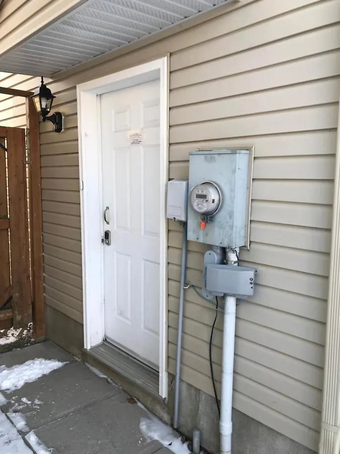 Self Check-In Spacious Apartment With Full Kitchen Ottawa