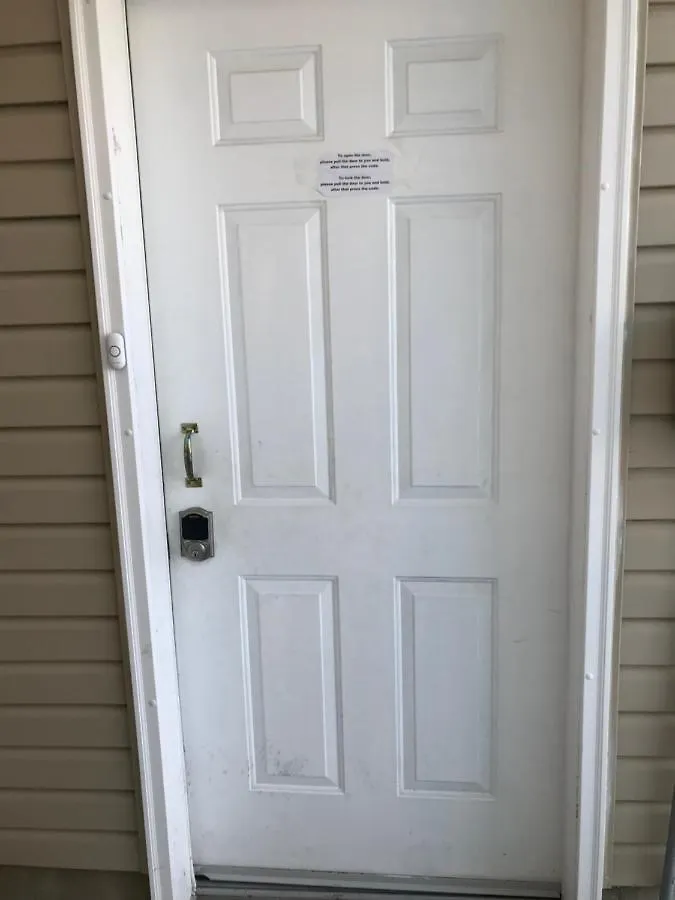 Self Check-In Spacious Apartment With Full Kitchen Ottawa Canada